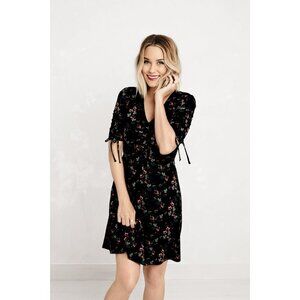 Women’s Lauren Conrad Black Floral Dress V-Neck A-Line Fit & Flare Boho Romantic